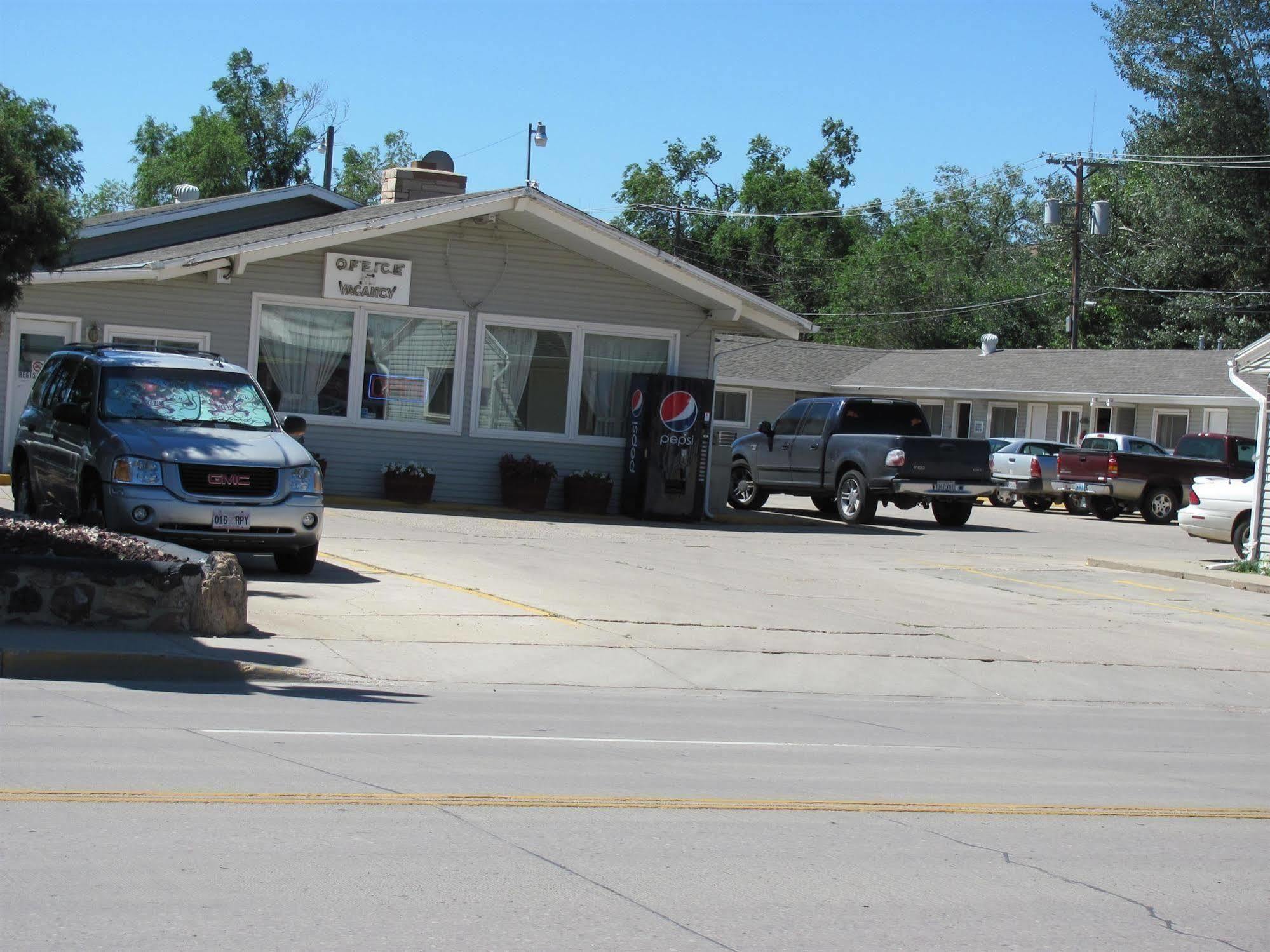 Arrowhead Motel Gillette Exterior photo